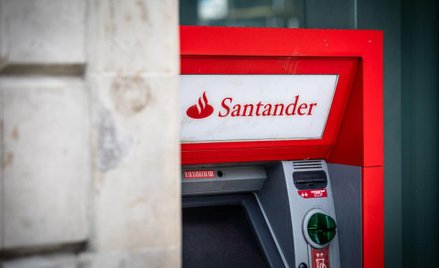 Santander rewiduje dywidendę