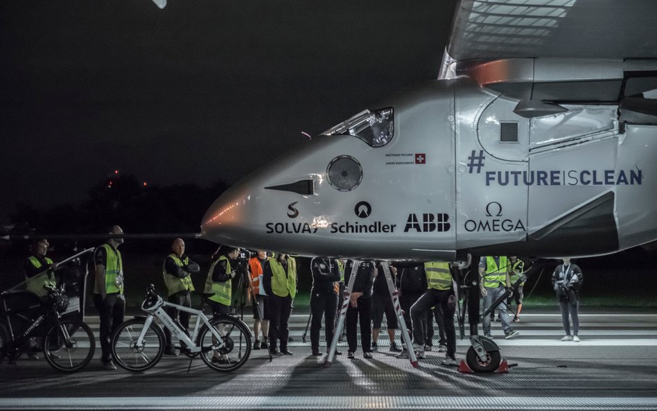 Samolot słoneczny Solar Impulse 2 znów leci nad Pacyfikiem