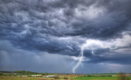 W pogodzie na najbliższe dni IMGW prognozuje upały i burze