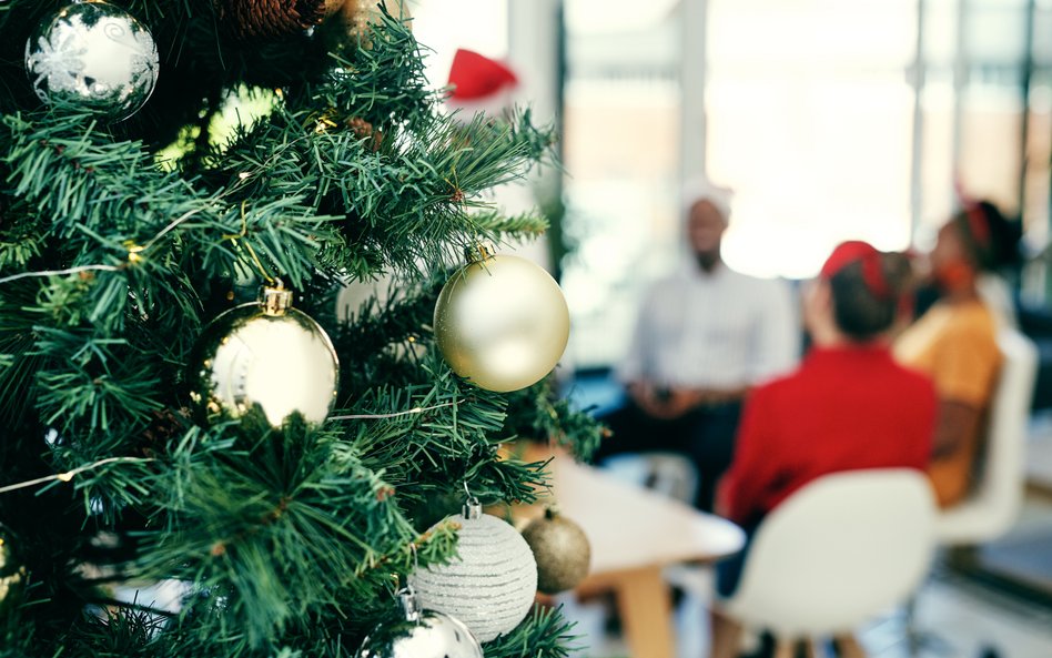 Worek firmowego Św. Mikołaja będzie w tym roku lżejszy