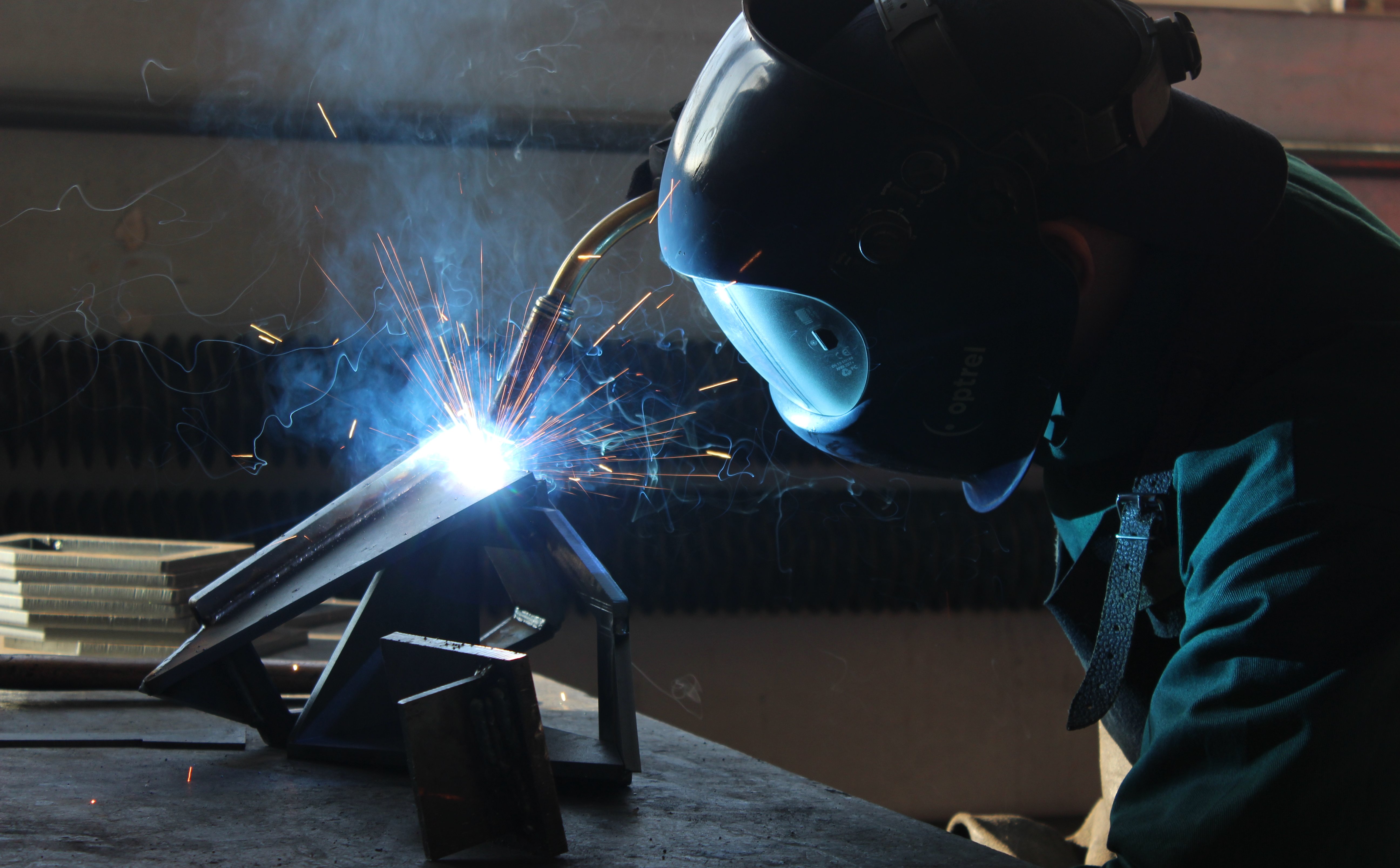 Cognor: Plany emisji akcji zdołowały kurs