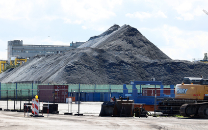 Między majem a czerwcem przybyło w Polsce aż 0,8 mln ton zapasów węgla.