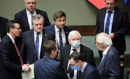 PiS traci w sondażach. „Nie pytaj, czy trend się zaczął, tylko czy Kaczyński go powstrzyma”