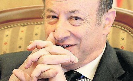 Kierowany przez Jacka Rostowskiego resort finansów kończy prace nad propozycjami zmian w Ustawie o o