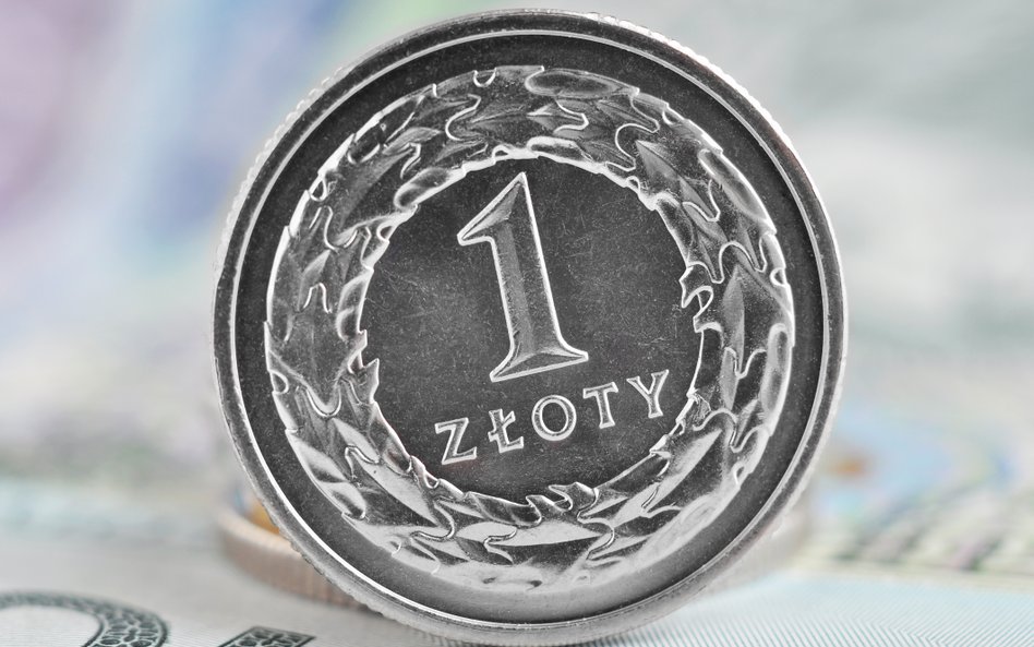 Złoty pozostaje odporny na zawirowania w krajowej polityce