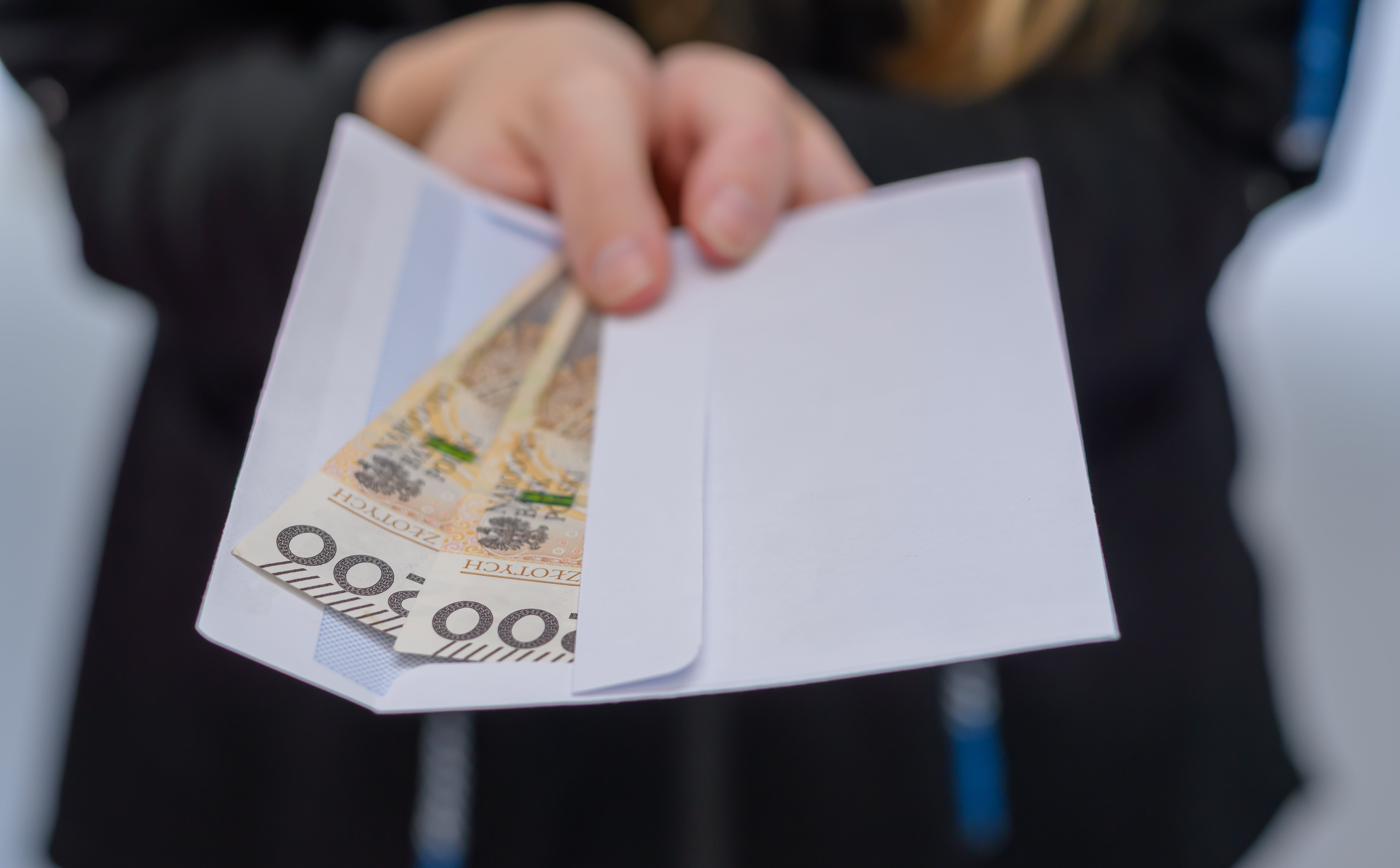 Złoty stabilny mimo lepszych wieści z krajowej gospodarki