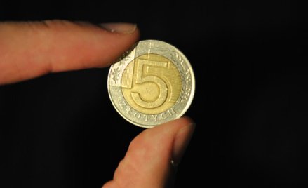 Mniej niż połowa z nas posiada oszczędności