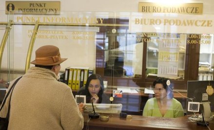 Goniec może być referentem, jeśli ma kwalifikacje