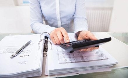 Faktury VAT: jakie są konsekwencje niepłacenia
