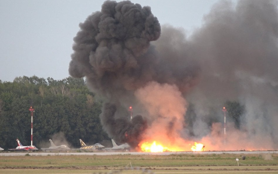 Moment tuż po katastrofie samolotu F-16 w Radomiu
