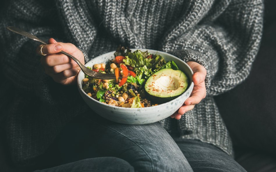 Badanie pokazało, że zależności między dietą a długowiecznością w przypadku seniorów mogą wyglądać i