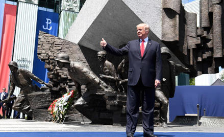Donald Trump podczas przemówienia na Placu Krasińskich w Warszawie.