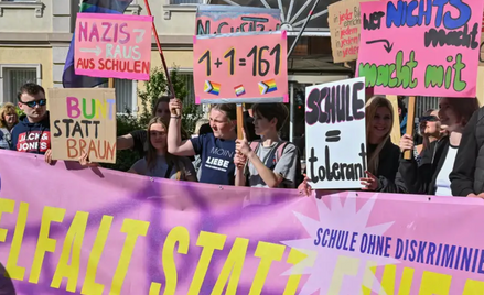 Demonstracja w Cottbus domagająca się szkoły bez dyskryminacji, maj 2023 r.