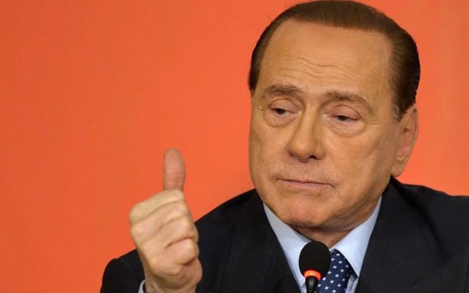 Silvio Berlusconi: Emmanuel Macron to miły pan z ładną mamą