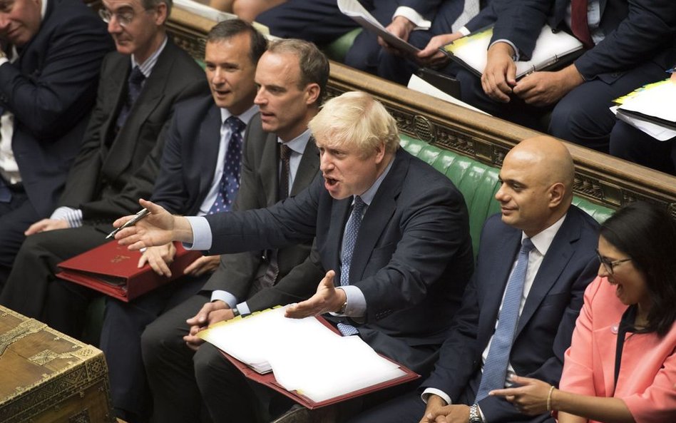 Brexit: Boris Johnson wie co robi