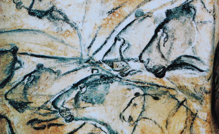 Wizerunki lwów – jaskinia Chauveta, położona w dolinie rzeki Ardèche (Francja), zawiera malowidła na