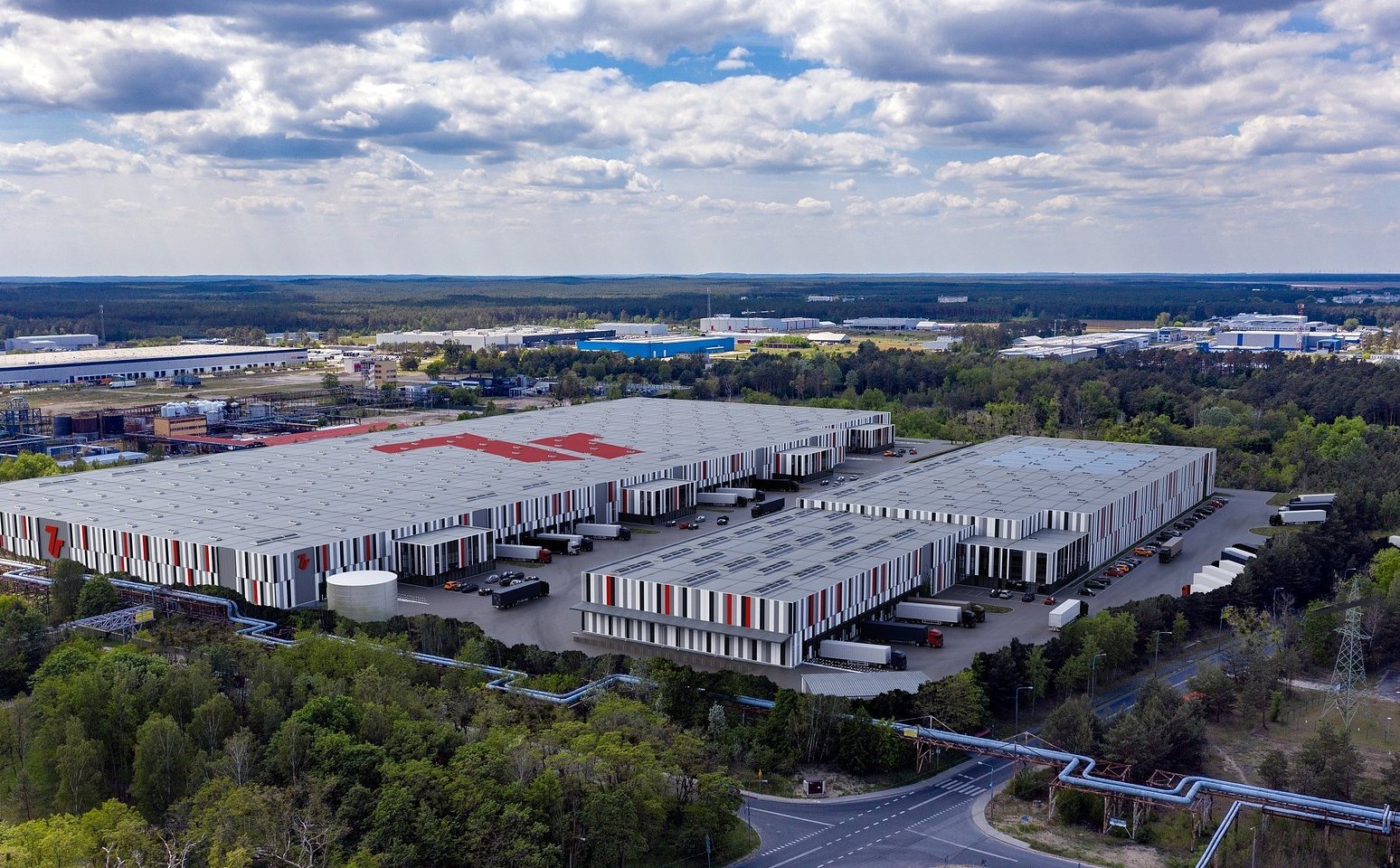 Где растут новые склады