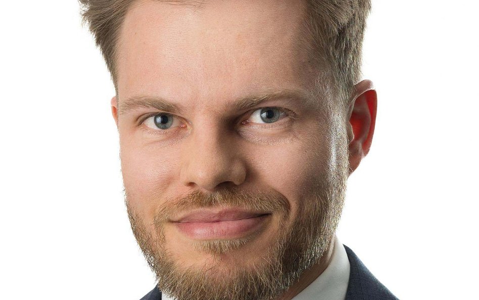 Aleksander Grabecki, adwokat, senior associate w praktyce nieruchomości i budownictwa kancelarii CMS