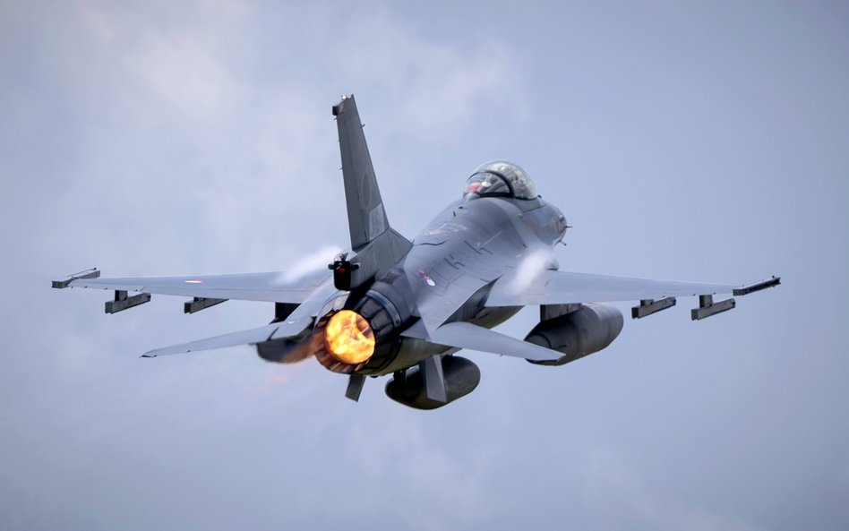 Jeden z F-16, które trafiły na Ukrainą