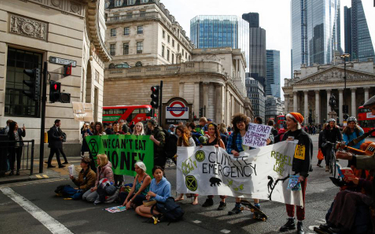 Klimatyczni aktywiści uderzają w londyńskim City