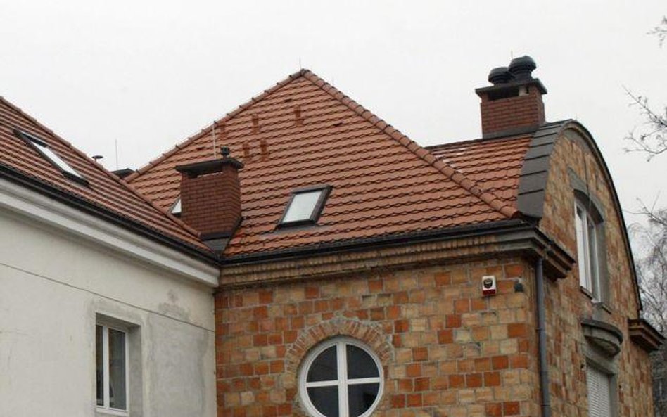 Jeśli żona otrzymała dom w darowiźnie, to nie musi dzielić się nim z mężem po rozwodzie, nawet jeśli