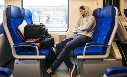 Sprawdź, co możesz, a czego nie możesz przewieźć ze sobą w pociągu
