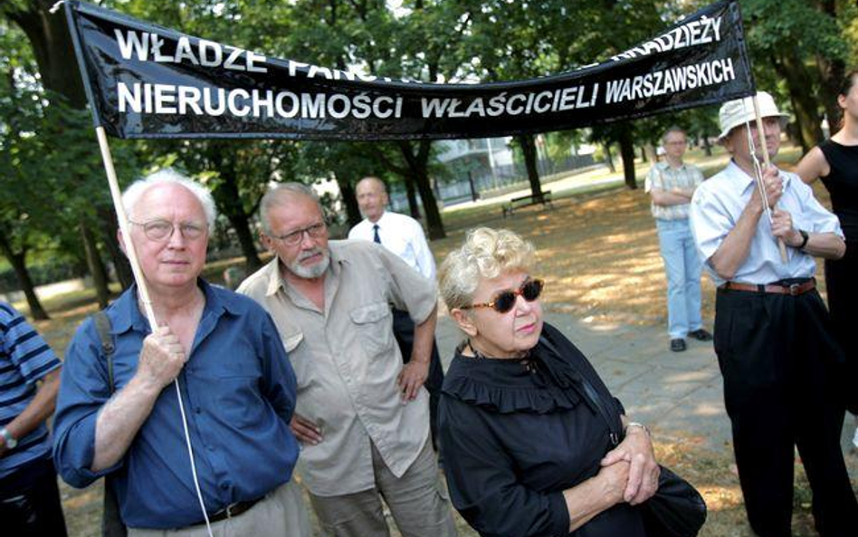 Dekretowcy od lat protestują z powodu nierozwiązanego problemu reprywatyzacji