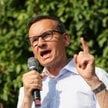 Podział w PiS i zapowiedziane przez Mateusza Morawieckiego utworzenie nowej partii wcale nie osłabia