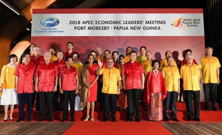 USA-Chiny: Gdy walczą słonie, mrówki mogą być zdeptane
