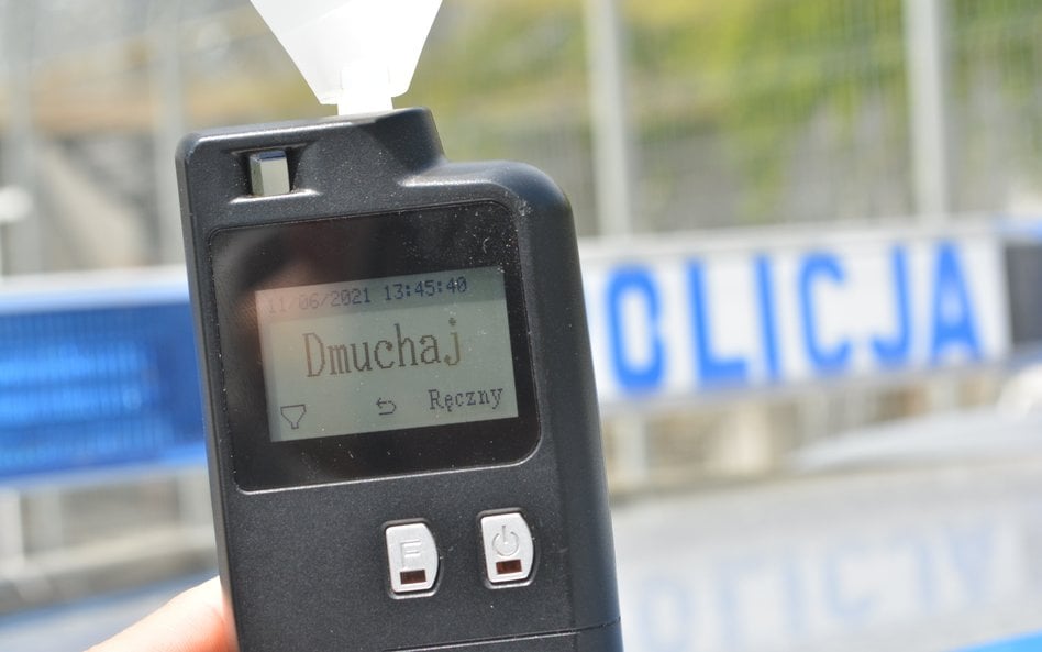 Poseł KO zatrzymany na rowerze. Policjanci wyczuli alkohol