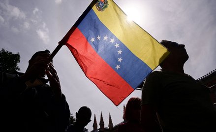 Czy atak USA na Wenezuelę wywrze wpływ na polską politykę?