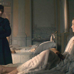 Soko (Loie Fuller) i Lili-Rose Depp (Isadora Duncan)