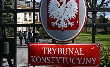 Sędziowie TK: Maciej Taborowski (2L), Krystian Markiewicz (2P), Magdalena Bentkowska (P) i Marcin Dz