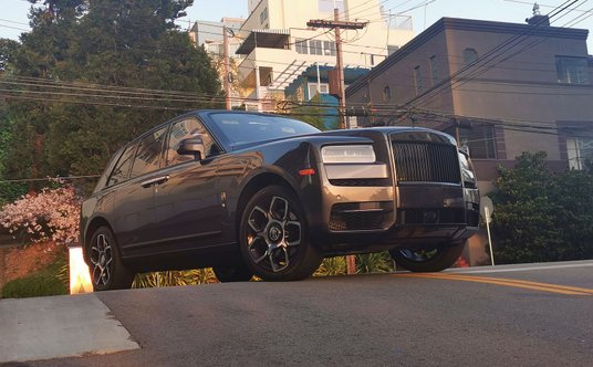 Rolls-Royce Cullinan Black Badge