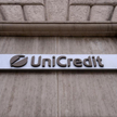 Wyjątkowo duże obroty akcjami UniCreditu