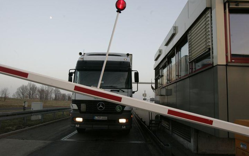 Polsko-niemieckie przejście w Jędrzychowicach. Nasz kraj wszedł do strefy Schengen w 2007 roku.