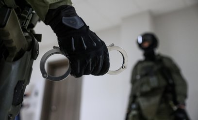 CBŚP rozbiło grupę legalizującą pobyt cudzoziemców w Polsce