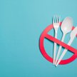 Ostatni dzień słomek i sztućców z plastiku