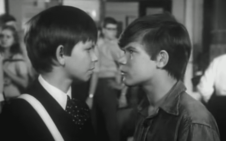 Filip Łobodziński i Henryk Gołębiewski, kadr z filmu "Podróż za jeden uśmiech"