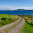 Widok na wyspy Sanda i Sheep Island z półwyspu Mull of Kintyre w Szkocji