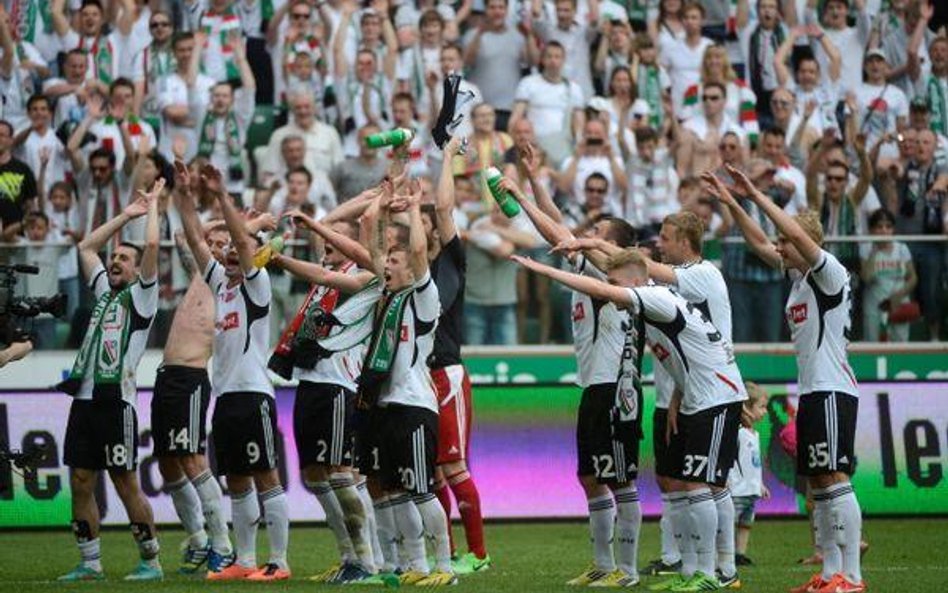 Legia przymierza koronę