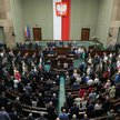 Sondaż: Kto stworzy większość w Sejmie? Decydujące mogą być Konfederacje