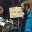 Stanisław Barańczak i Julian Kornhauser (z prawej), Kraków, lata 90.