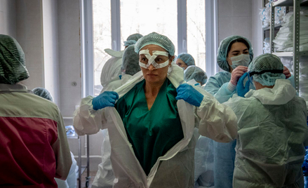 Rosja: Media podważają oficjalne dane o liczbie ofiar epidemii