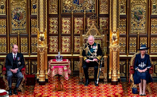 Książę Karol w Izbie Lordów w 2022 roku.
