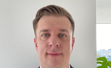 Michał Stępień jest związany z AFI Europe od 2008 r.; od marca 2015 r. w randze wiceprezesa. Karierę