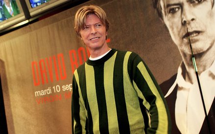 10 września 2002, promocja książki w Paryżu.