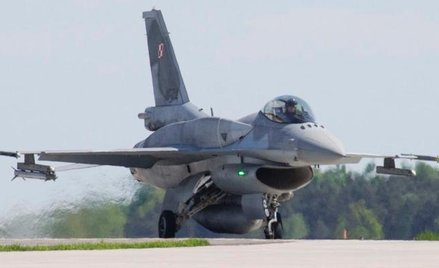 Polska wysyła na wojne z ISIS cztery myśliwce F-16 (na zdjęciu podczas ćwiczeń w Łasku)