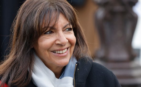 Mer Paryża, Anne Hidalgo.