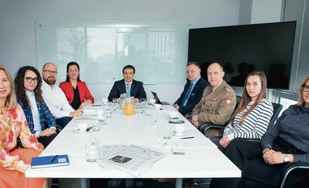 Uczelnie powinny zmienić podejście do kierunków technicznych, a firmy – sposób prezentacji ofert pra